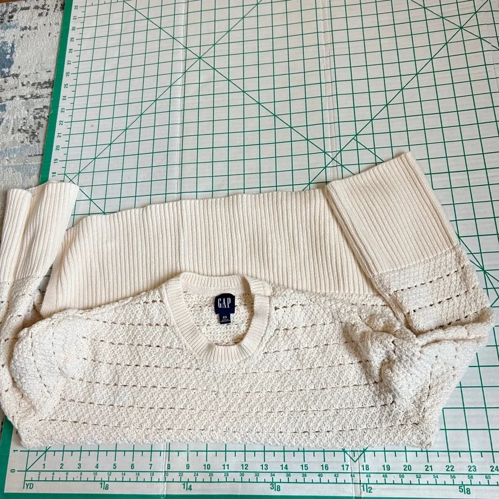 Gap Size XS Cream Cotton Crochet Pointelle Open Knit Sweater‎ Cottage Fisherman
